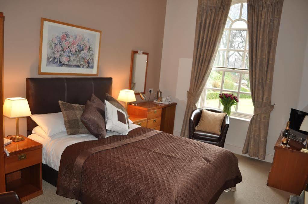 Healds Hall Hotel Cleckheaton Kültér fotó